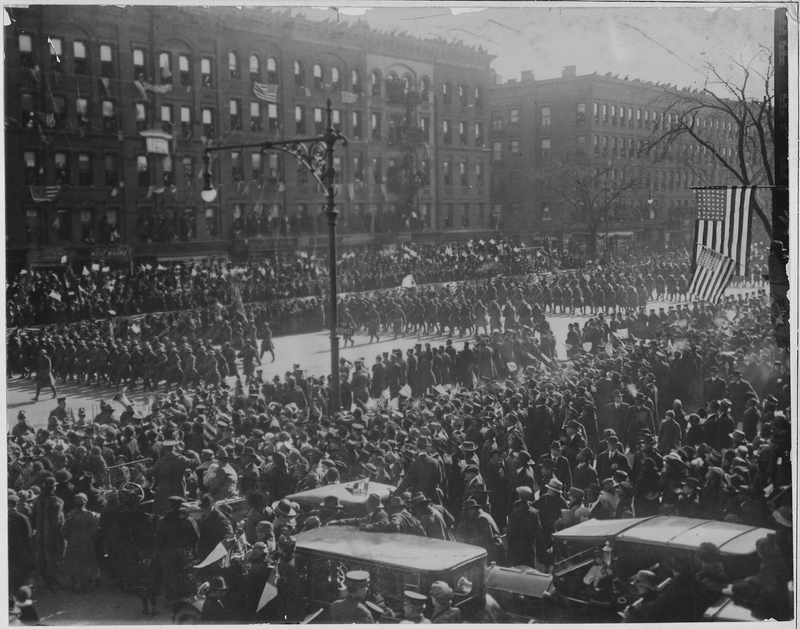 El día de los reconocimientos en la Quinta Avenida. Wikimedia Commons